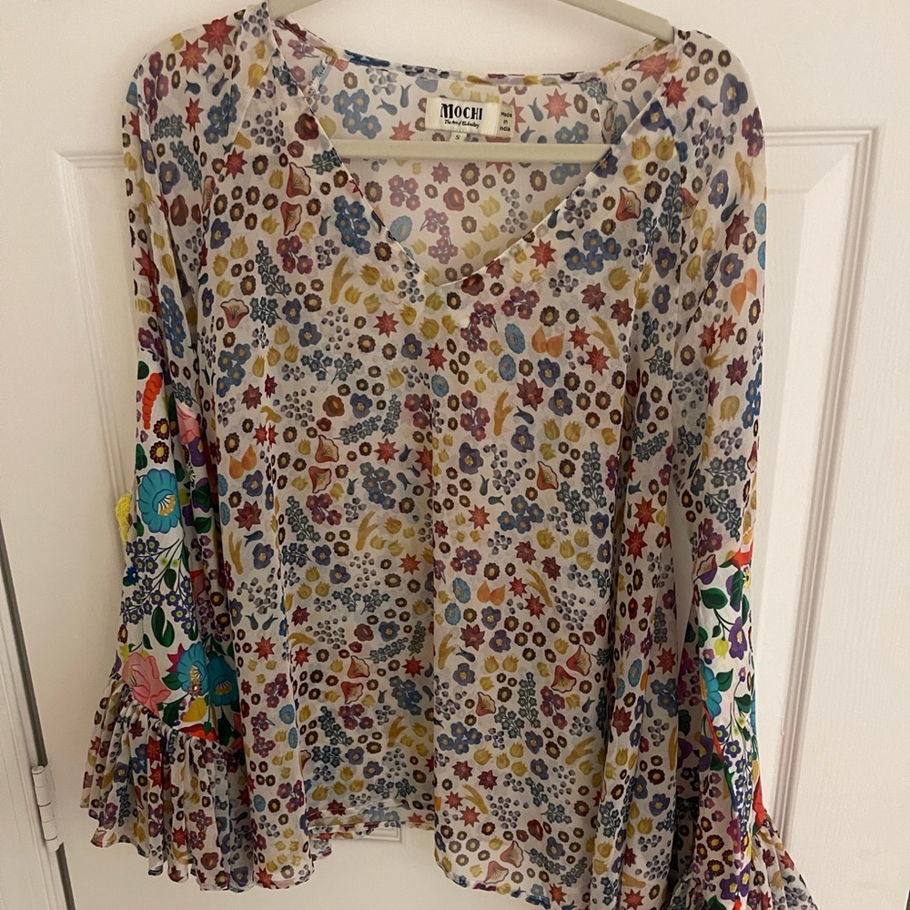 mochi the art of embroidery - long sleeve floral shirt